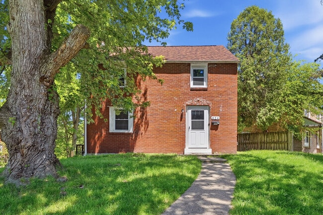 property at 624 Elm Dr