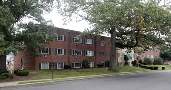 The Commons at Audubon in Audubon, NJ - Building Photo