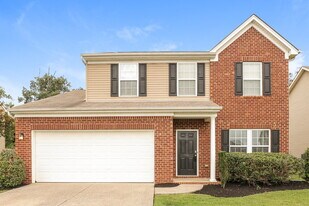 1031 Daniel Ln in Spring Hill, TN - Building Photo