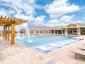 53 West in Oakwood, GA - Building Photo