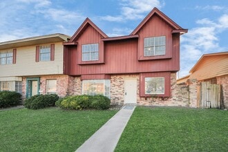 7123 S Gessner Rd in Houston, TX - Building Photo - Building Photo