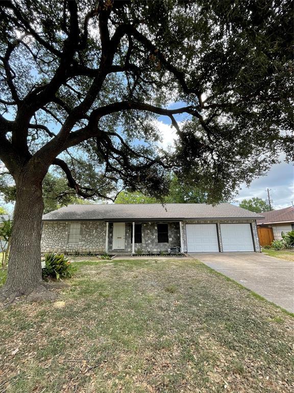 property at 9511 Vogue Ln