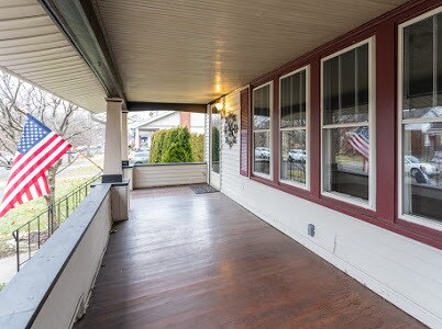 1220 Beaconsfield Ave, Unit 1 in Grosse Pointe Park, MI - Foto de edificio