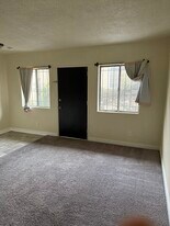2930 S Redondo Blvd, Unit 2 in Los Angeles, CA - Building Photo
