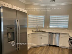 8861 Happy Stream Ave in Las Vegas, NV - Building Photo - Building Photo