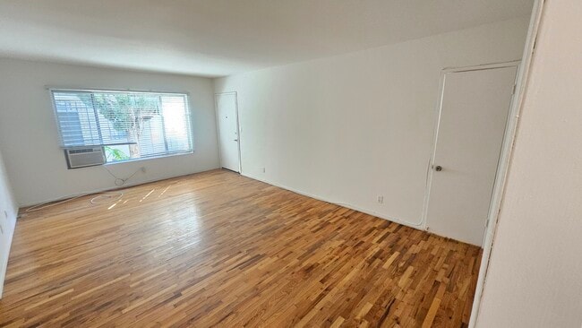 618 Hayworth Ave, Unit 3 in Los Angeles, CA - Building Photo - Building Photo