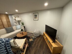 8316 49th Ave S in Seattle, WA - Building Photo - Building Photo