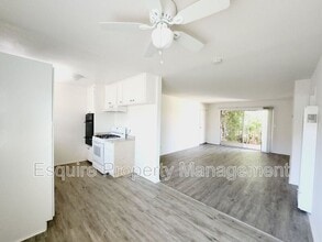 2064 N Ventura Rd in Oxnard, CA - Building Photo - Building Photo