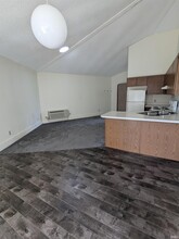 2727 N Clinton St in Fort Wayne, IN - Foto de edificio - Building Photo