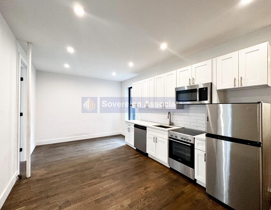 184 Claremont Ave in New York, NY - Building Photo