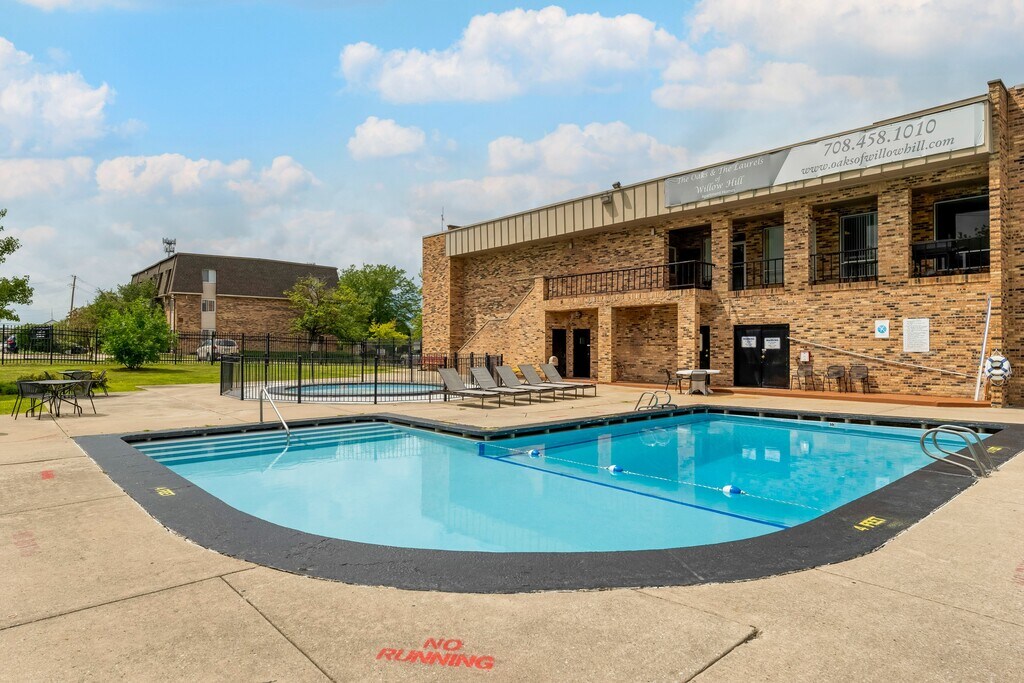 Willow Hill Apartments Justice, IL Apartments