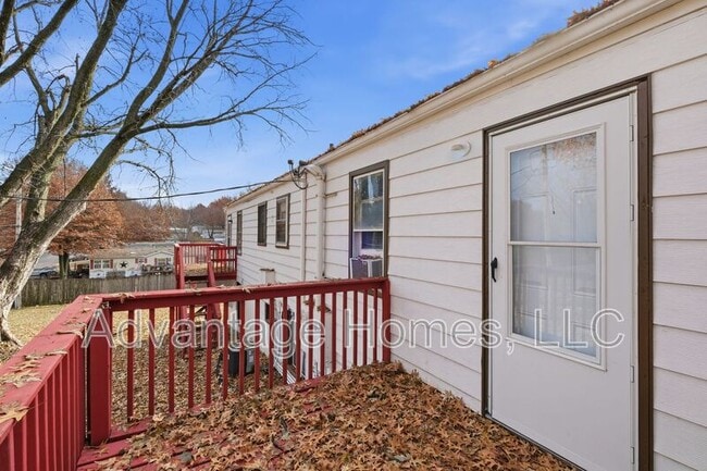 1007 N Scott Ave in Belton, MO - Building Photo - Building Photo