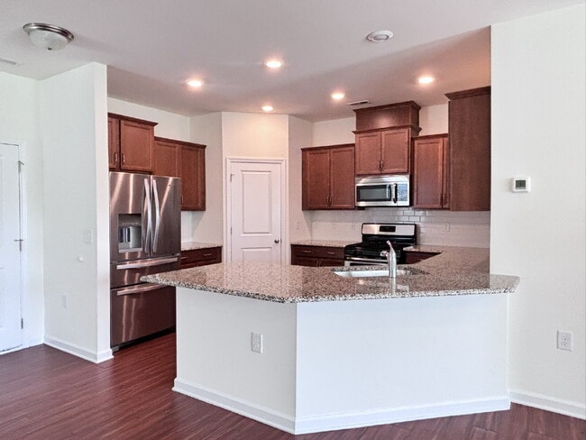 property at 1904 Birdhouse Ln