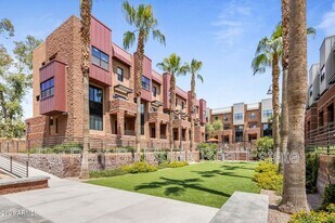 330 S Farmer Ave in Tempe, AZ - Building Photo