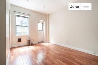 20 Avenue A Ave in New York, NY - Foto de edificio - Building Photo