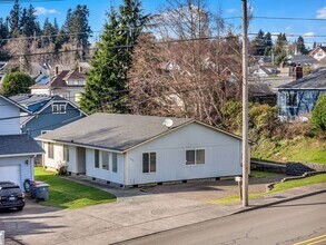1525 7th St in Astoria, OR - Building Photo - Building Photo