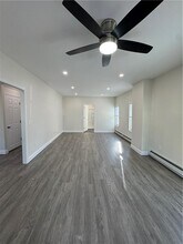 14 Tillinghast Ave in Warwick, RI - Building Photo - Building Photo