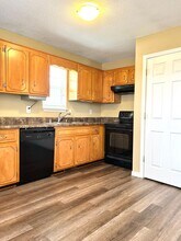 128 Gail St in Oak Grove, KY - Building Photo - Building Photo