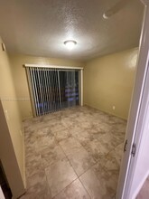 2980 NW 43 Terrace in Lauderdale Lakes, FL - Building Photo - Building Photo