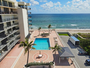 3460 S Ocean Blvd in Palm Beach, FL - Building Photo - Building Photo