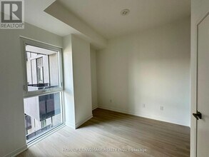 500 Wilson Ave in Toronto, ON - Building Photo - Building Photo