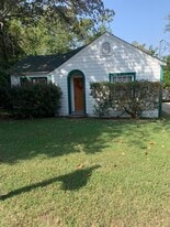 1304 21st St in Huntsville, TX - Building Photo