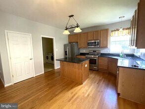 6706 Jordan Valley Ct in Frederick, MD - Building Photo - Building Photo