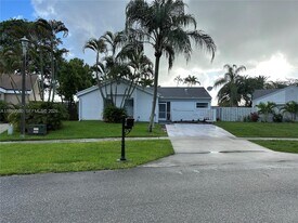 9841 Ridge Creek Rd in Boca Raton, FL - Building Photo