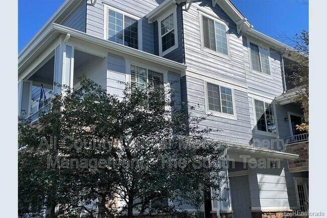 property at 5255 Memphis St