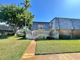 208 Lake Arbor Dr in Palm Springs, FL - Building Photo