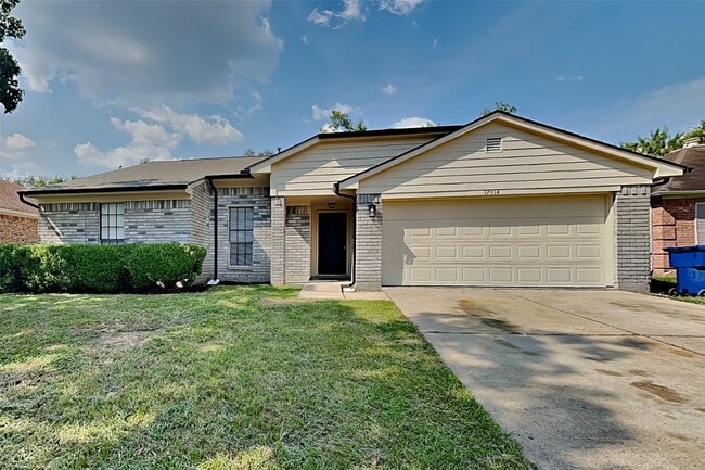 17914 Autumn Hills Dr