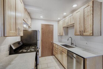 4210 SW Hinds St in Seattle, WA - Building Photo - Building Photo