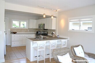 4887 Edgewater Dr in Mound, MN - Building Photo - Building Photo