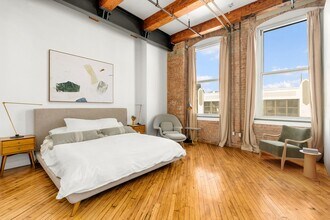 85 N 3rd St, Unit 402 in Brooklyn, NY - Building Photo - Building Photo