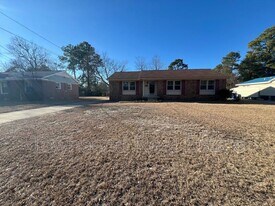 5313 Hampton Rd in Fayetteville, NC - Building Photo