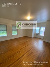 309 Isabel St in Greensboro, NC - Building Photo - Building Photo