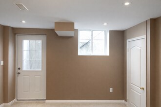 116 Harbourtown Crescent in Brampton, ON - Building Photo - Building Photo