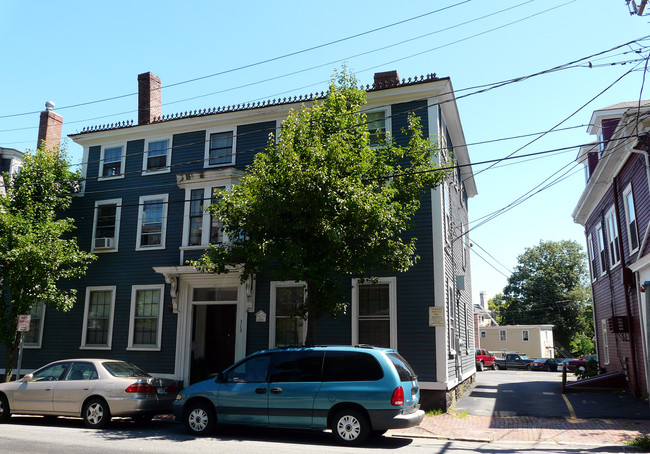 313 Essex St in Salem, MA - Building Photo - Building Photo