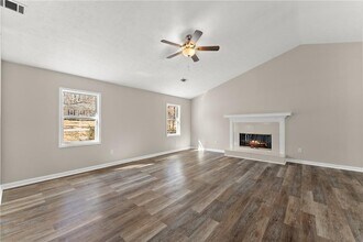 175 Cedar Ridge Dr in Braselton, GA - Building Photo - Building Photo