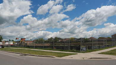 Brookhouse Gate in Clarington, ON - Building Photo - Building Photo