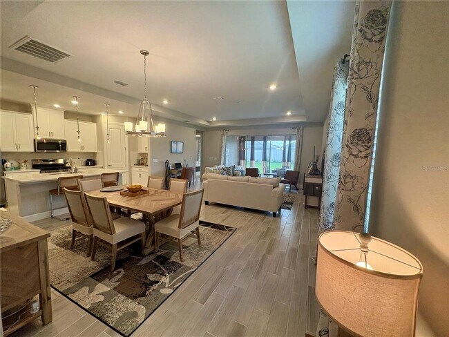5257 Savino Cir in Palmetto, FL - Building Photo - Building Photo