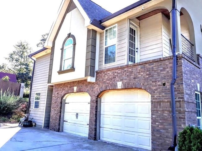 4236 E Cherokee Dr in Canton, GA - Building Photo - Building Photo