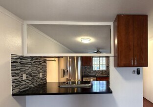 92-1019-1019 Alaa St in Kapolei, HI - Building Photo - Building Photo