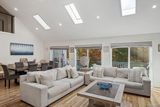 18 Park Cir in Quogue, NY - Building Photo - Building Photo
