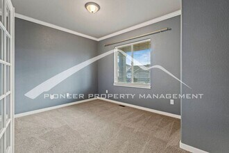 2555 Grand Prix Ct in Colorado Springs, CO - Building Photo - Building Photo