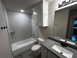 10032 W Hwy 199, Unit 10032-100 in Poolville, TX - Foto de edificio - Building Photo