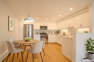 50 Green St in Brookline, MA - Building Photo - Building Photo