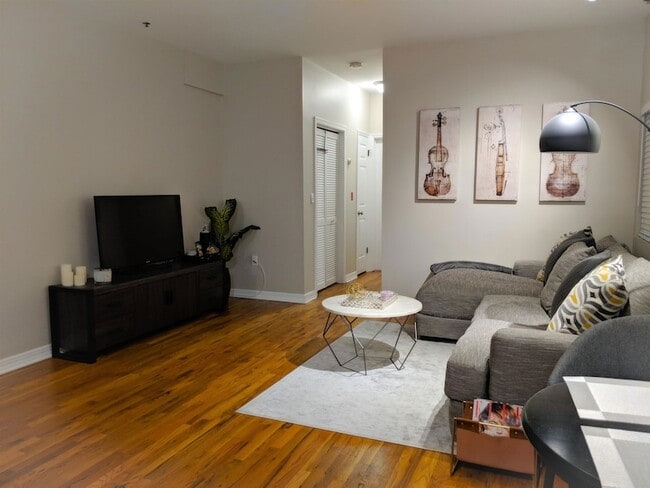 601 Monroe St, Unit 1B in Hoboken, NJ - Building Photo - Building Photo