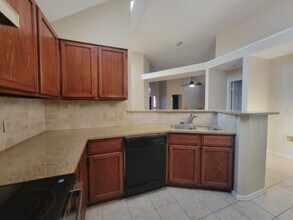 932 Winchester Ln in Mesquite, TX - Building Photo - Building Photo