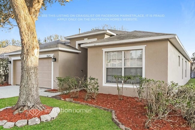 7645 Nottinghill Sky Dr in Apollo Beach, FL - Building Photo - Building Photo